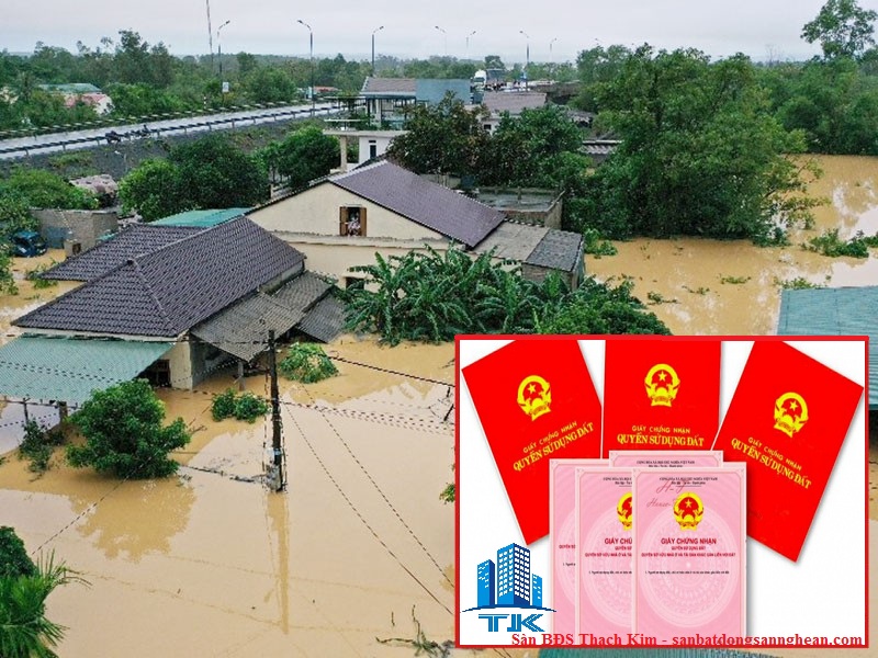 giay-chung-nhan-quyen-su-dung-dat-bi-lu-cuon-troi-co-duoc-cap-lai-khong